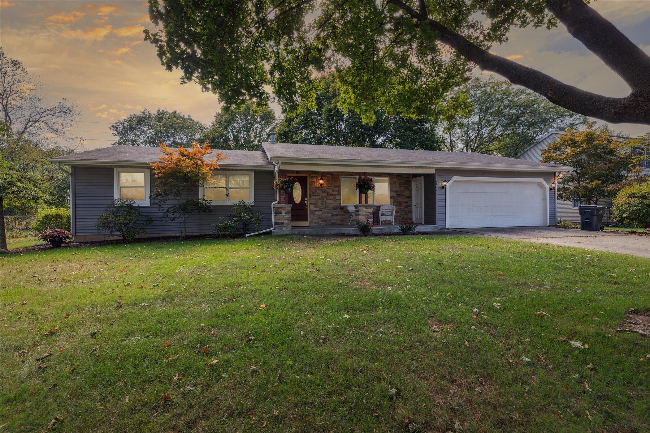 Baywood Dr, Portage, MI 49024
