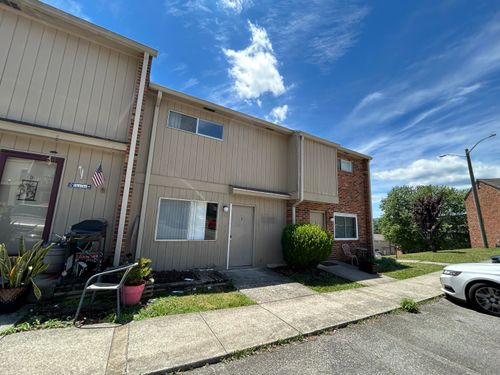 e-5149 Overland Dr, Roanoke, VA, 24018-9338 | Card Image