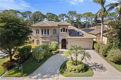 245 Charleston Ct, NAPLES, FL, 34110-4412 | Card Image
