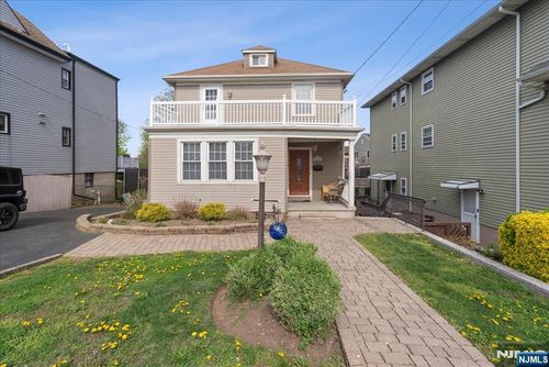 1119 Stonewall Lane, Secaucus, NJ, 07094 | Card Image