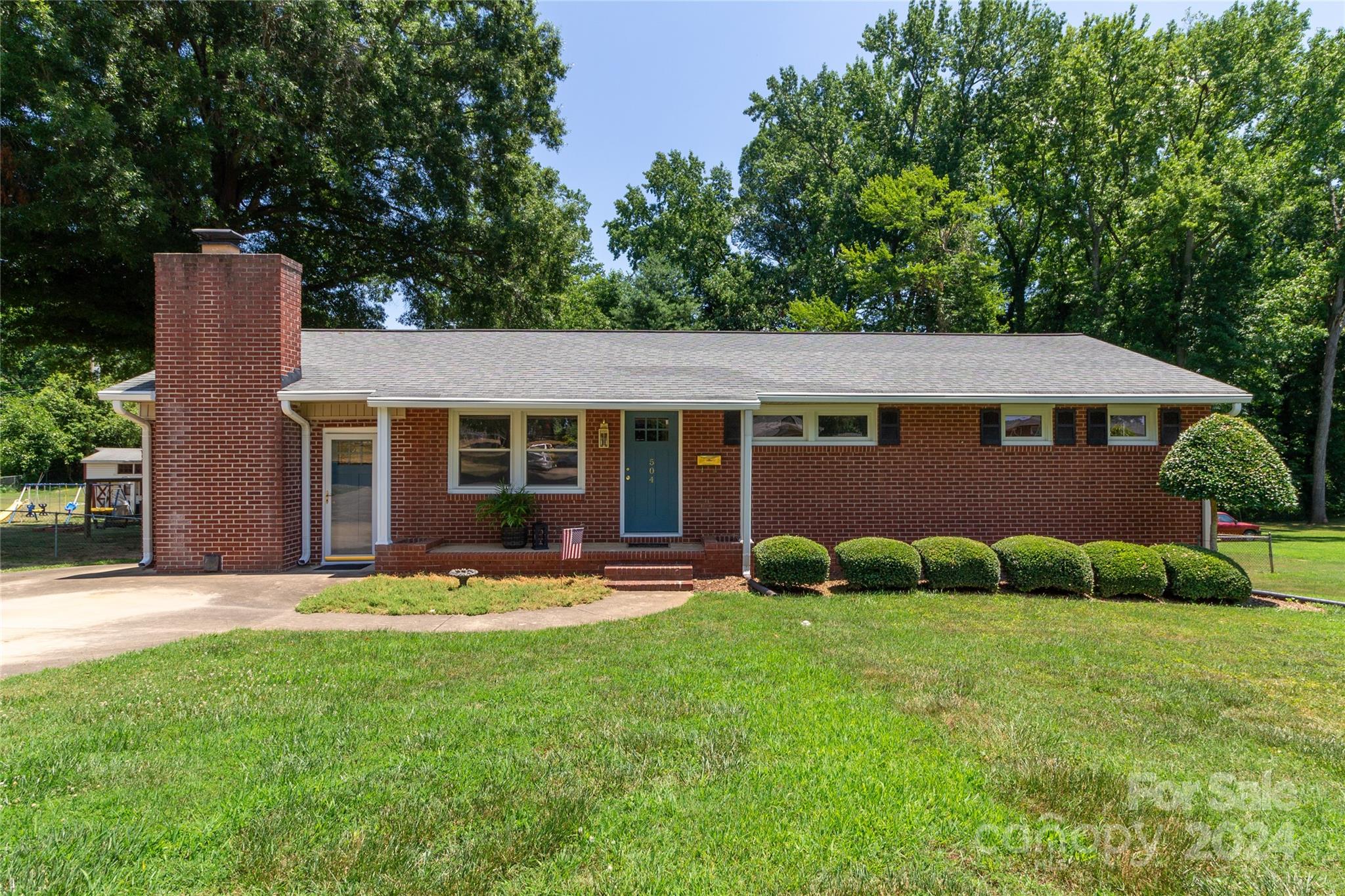Monroe Ave, Kings Mountain, NC 28086