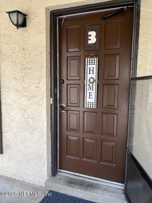 3-1713 El Camino Rd, JACKSONVILLE, FL, 32216-8811 | Card Image