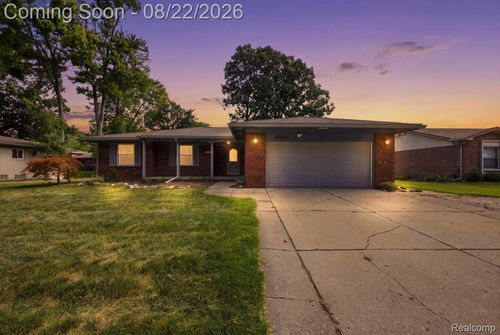 6874 Little Creek Dr, Troy, MI, 48085-1412 | Card Image