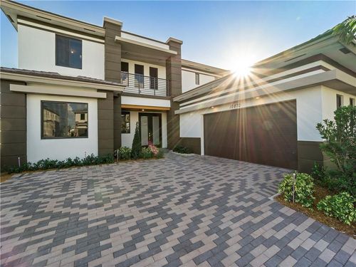 10870 Shore St, Parkland, FL, 33076-2952 | Card Image