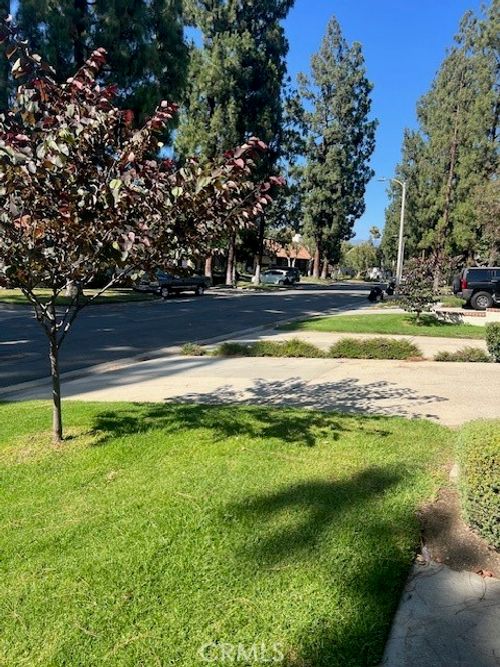 404 W Via Vaquero, San Dimas, CA, 91773 | Card Image