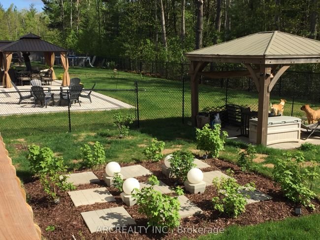 25 Thompson Way, House other with 4 bedrooms, 4 bathrooms and 7 parking in Springwater ON | Image 39