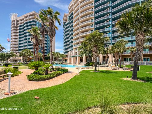 apt-704-2230 Beach Dr, Gulfport, MS, 39507-1660 | Card Image