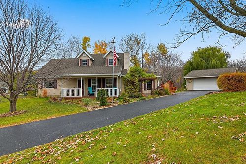 8951 Memory Ln Nw, Alexandria, MN, 56308-9834 | Card Image