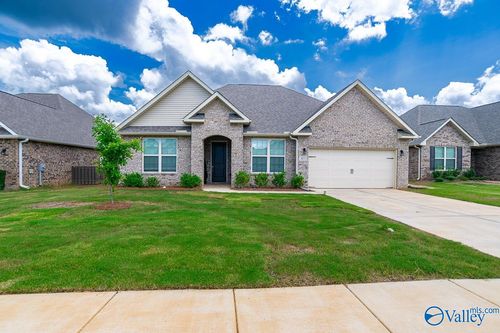 3033 Henry Rd Se, Decatur, AL, 35603-5278 | Card Image