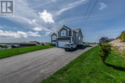 7 Flora Dr, House other with 3 bedrooms, 2 bathrooms and null parking in Torbay NL | Image 3