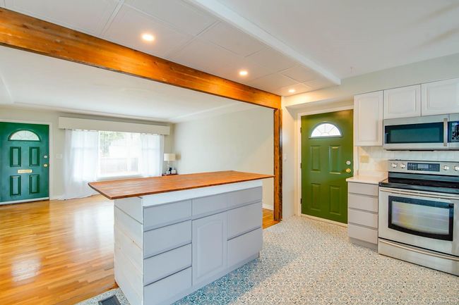 2588 11th Ave, House other with 6 bedrooms, 3 bathrooms and 4 parking in Port Alberni BC | Image 10