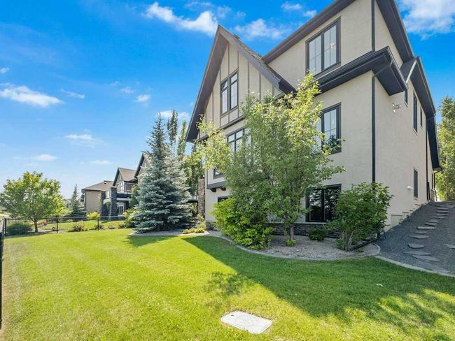 18 Whispering Springs Way, House other with 4 bedrooms, 4 bathrooms and 6 parking in Heritage Pointe AB | Image 46