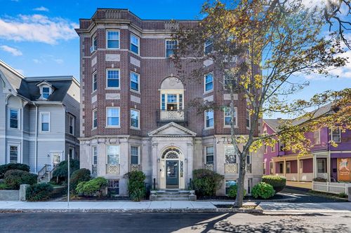 apt-205-20 Chestnut St, Malden, MA, 02148-3631 | Card Image