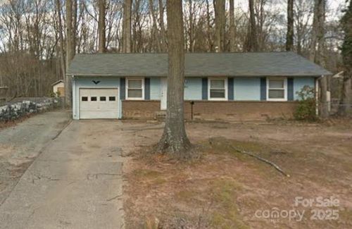 4211 Dunwoody Dr, Charlotte, NC, 28215-3905 | Card Image