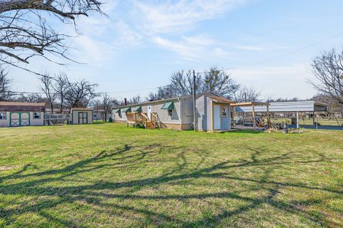 811 Sw 21st St, Mineral Wells, TX, 76067-8612 | Card Image