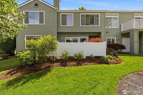 1312-3638 224th Pl Se, Issaquah, WA, 98029-7244 | Card Image