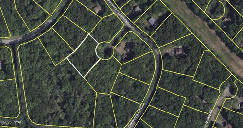 688 Elk Mountain Ter, Tafton, PA, 18464 | Card Image