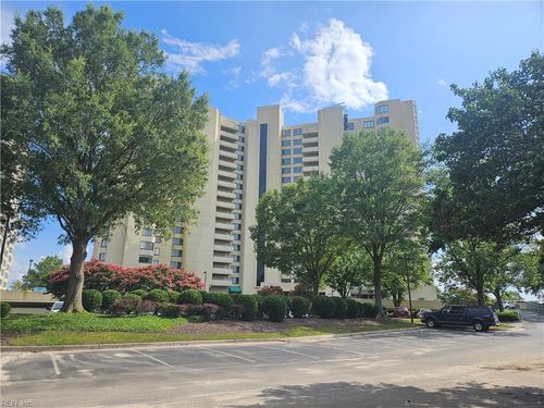 3c-7505 River Rd, Newport News, VA, 23607-1768 | Card Image