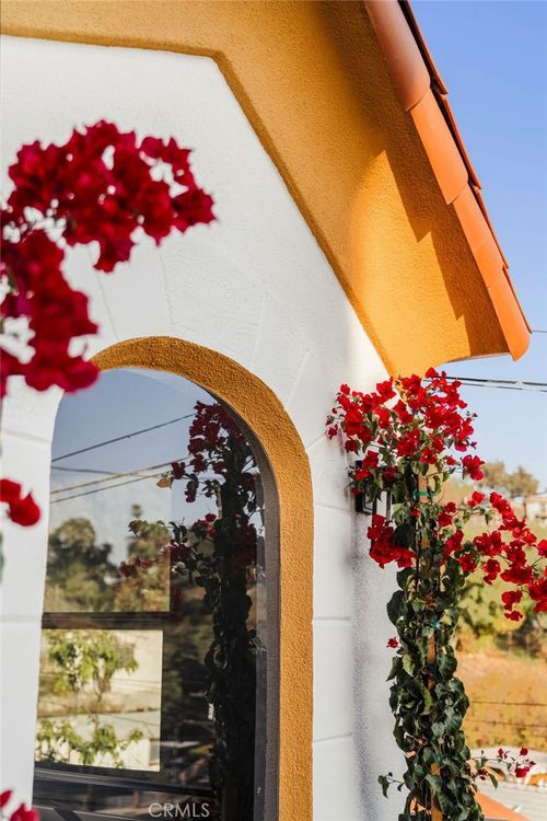 3135 Minnesota St, Lincoln Heights, CA, 90031-2732 | Card Image