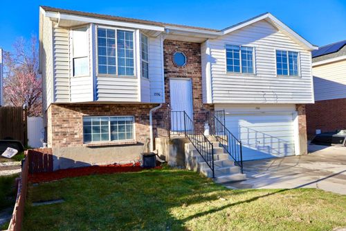 1556 W Crystal Ridge Dr, West Jordan, UT, 84084-7418 | Card Image