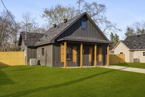 2670 Hendricks St, Gladewater, TX, 75647 | Card Image