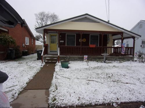 128 Barbour St, Buckhannon, WV, 26201-2551 | Card Image