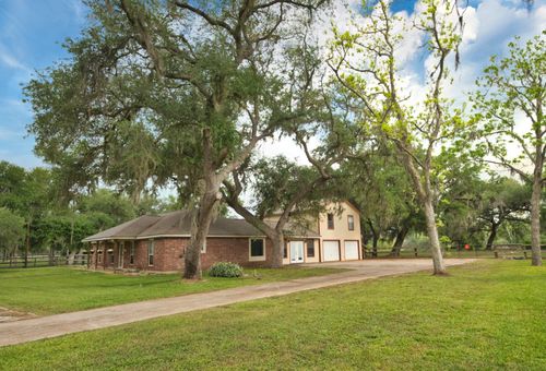 3836 Brazos River Rd, Jones Creek, TX, 77541-8234 | Card Image