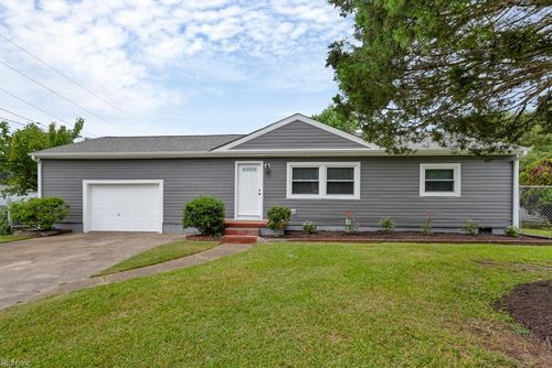2200 Dean Dr, Norfolk, VA, 23518-3038 | Card Image