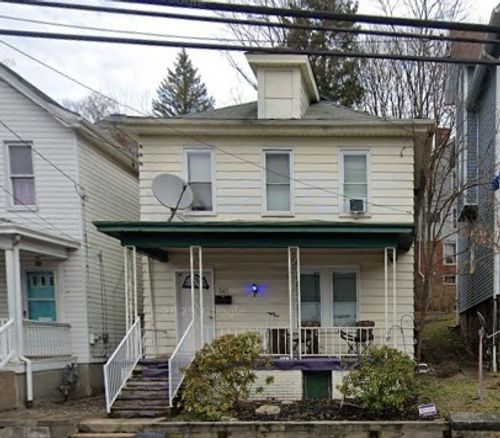 341 Harrison Ave, Greensburg, PA, 15601-1880 | Card Image