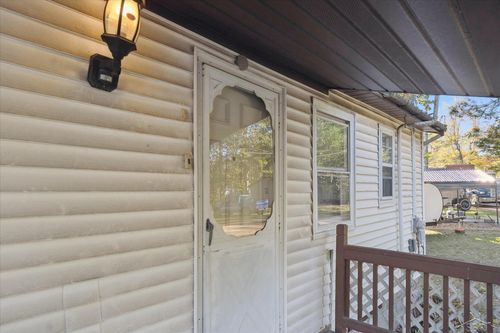 3569 Lakeview Dr, Beaverton, MI, 48612-8868 | Card Image