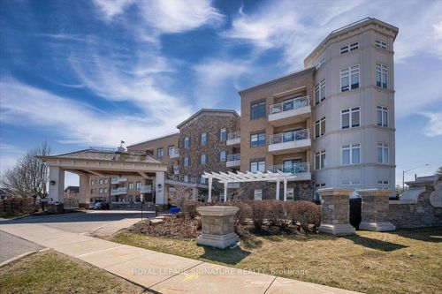 327-80 Burns Blvd, King City, ON, L7B0B3 | Card Image