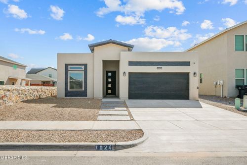 1024 Summer Lake St, El Paso, TX, 79928-2411 | Card Image