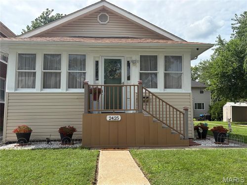 2425 State St, Granite City, IL, 62040-4848 | Card Image