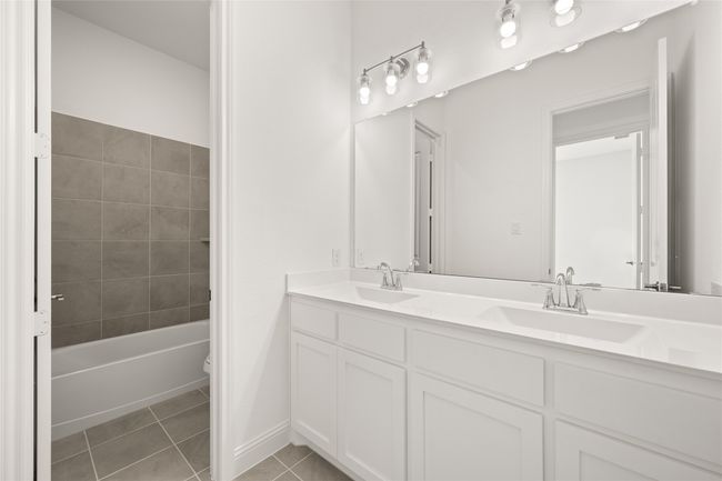 1016 Mill Ridge- Bathroom-1 | Image 20