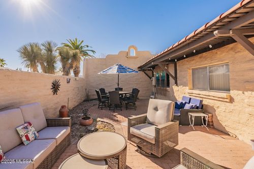606 W Placita Nueva, Green Valley, AZ, 85614-2828 | Card Image