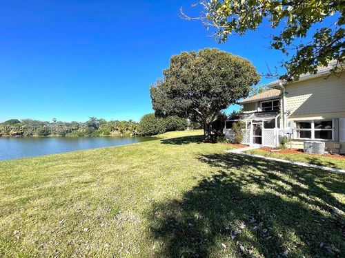 0-3901 Medford Ct, Boynton Beach, FL, 33436-9064 | Card Image