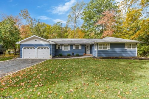 1015 Buxton Rd, Bridgewater, NJ, 08807-1301 | Card Image