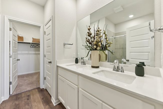 154 Two Bits Ln, House other with 4 bedrooms, 3 bathrooms and 2 parking in Elgin TX | Image 7