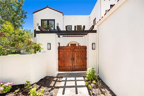1280 Morningside Dr, Laguna Beach, CA, 92651-3028 | Card Image