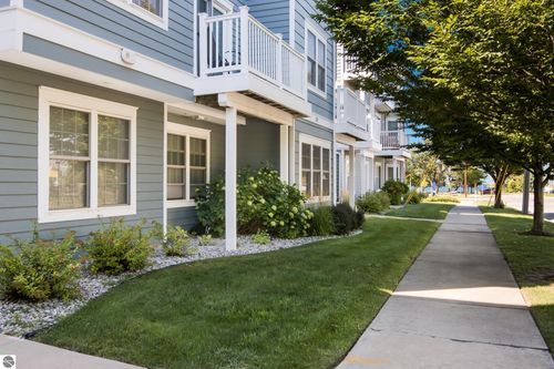 214-100 Hope Street, Traverse City, MI, 49686 | Card Image