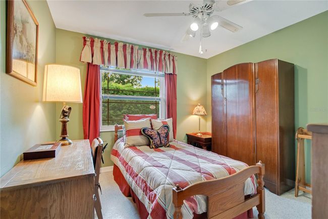 Primary Bedroom with en suite bathroom, walk-in closet, and linen closet | Image 16