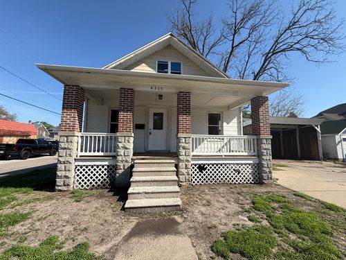 4315 4th Ave, Moline, IL, 61265-1910 | Card Image
