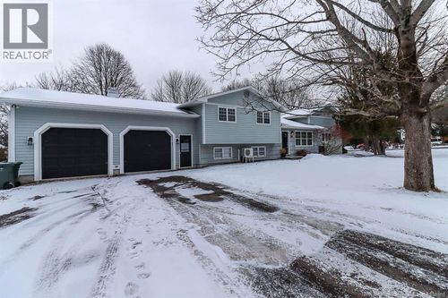 119 Scarlet Dr, Quispamsis, NB, E2E1S3 | Card Image