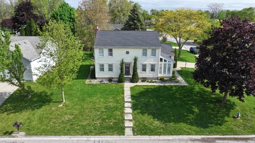 1012 Bowdoin Dr, Mishawaka, IN, 46544-6772 | Card Image