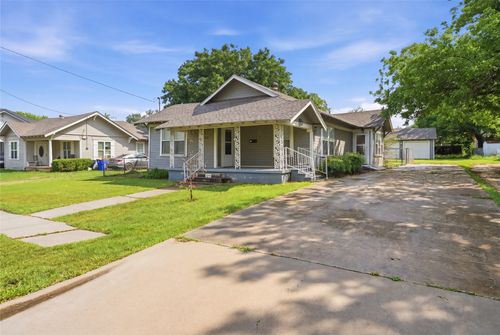 609 E Elm St, Hillsboro, TX, 76645-2523 | Card Image