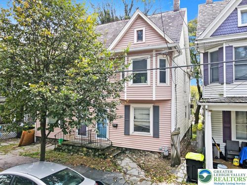 507 Thomas St, Stroudsburg, PA, 18360-2104 | Card Image