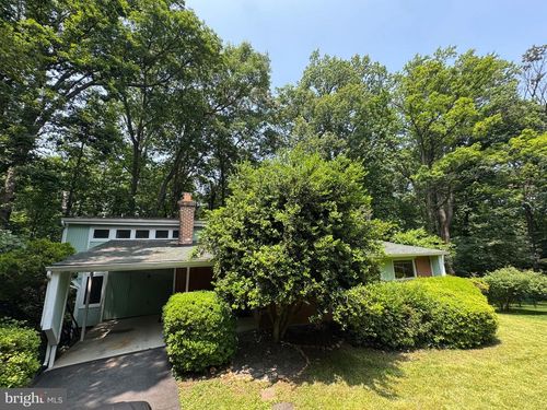 3320 Prince Charles Ct, FALLS CHURCH, VA, 22044-1416 | Card Image
