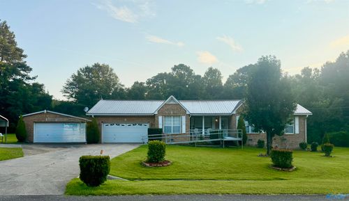 132 Dellwood Pl, Gadsden, AL, 35901-9691 | Card Image