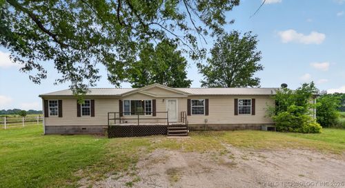 439591 E 210 Rd, Vinita, OK, 74301-5453 | Card Image