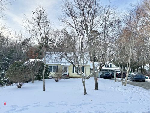 54 Center St, West Hartland, CT, 06091-4304 | Card Image